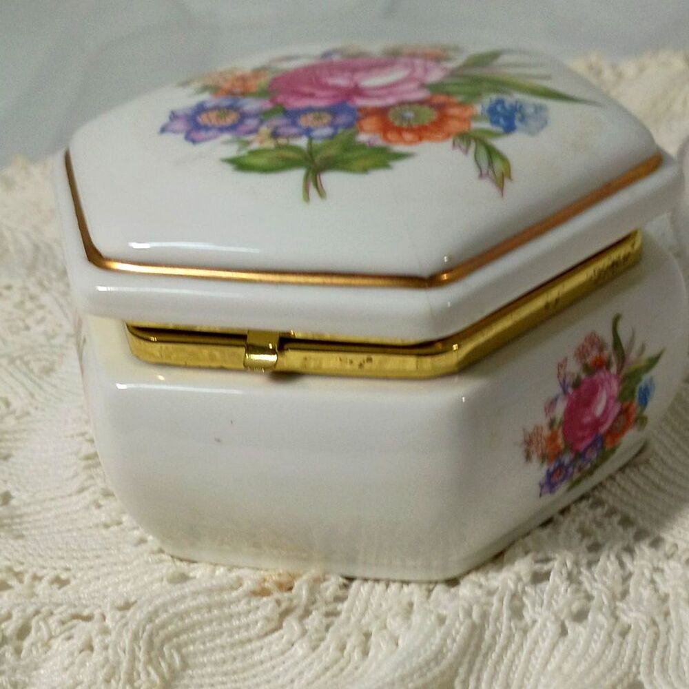 Vintage Cellini Fine Porcelain Hinged Trinket Box Floral Octagon Jewelry Box